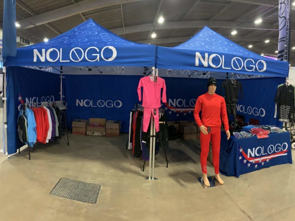 NOLOGO USA stand